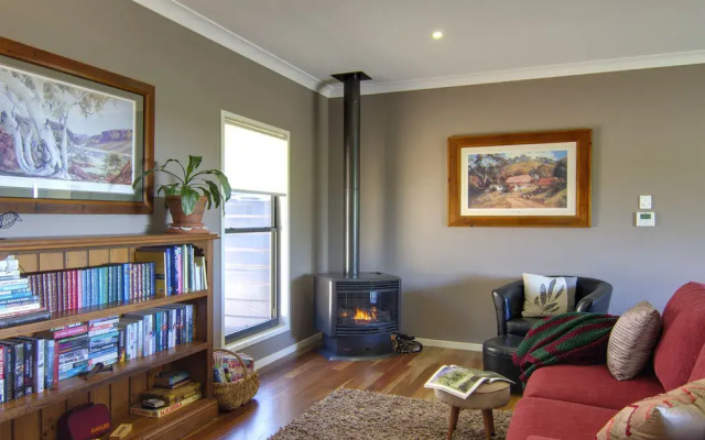 Mary Valley Views B + B