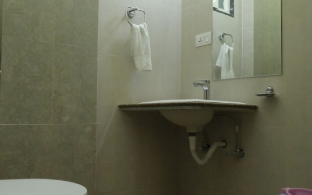Hotel Lokpriya Inn