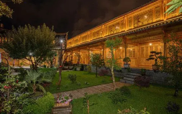 Lijiang Wenfu Courtyard Inn