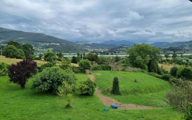 C08A01 Ático con encanto Colindres