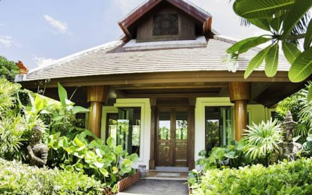 Baan Bua Lake Villa 5