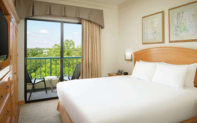 Hilton Boca Raton Suites