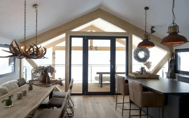 Wellness Chalet mit Au Ensprudelbad Schladming