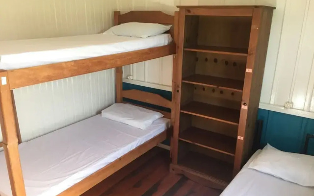 Tropicalia Hostel