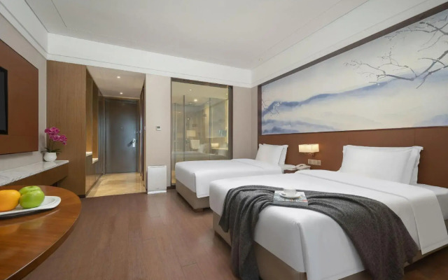 Wuhan Optics Valley Convention Hotel