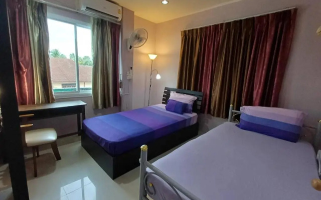 Phuket Airport Residence