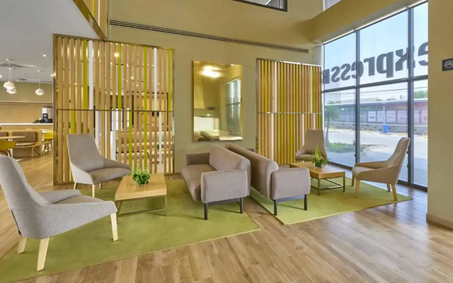 City Express Plus by Marriott Leon Centro de Convenciones