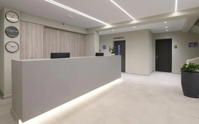 Nicolas Grand Suites - Adults Only