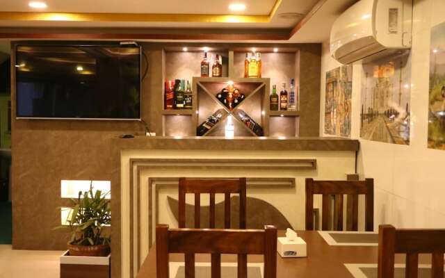 Hotel Samrajya