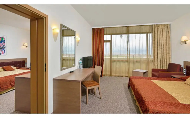 Sol Nessebar Palace - All Inclusive