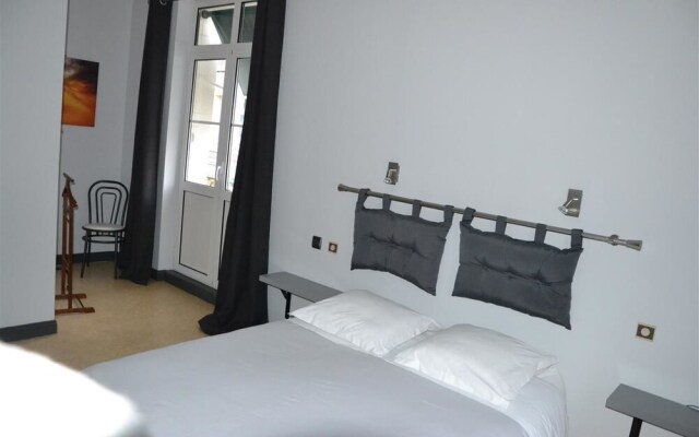 Hôtel restaurant le Bar de la Ville