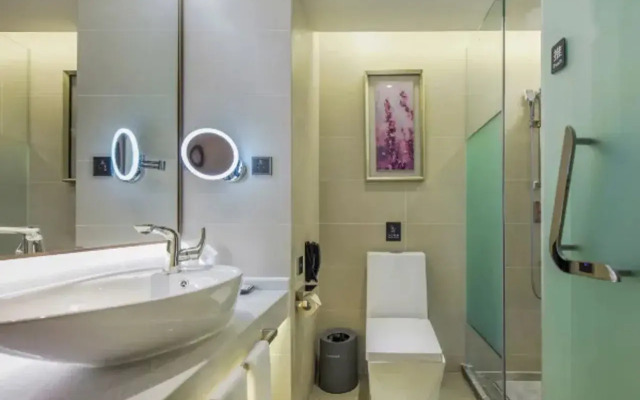 Lavande Hotel (Chongqing Nanping Pedestrian Street Wanda Plaza)