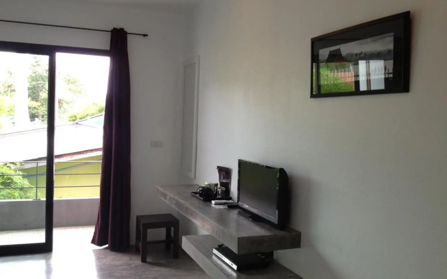 Sairee Sairee Guesthouse