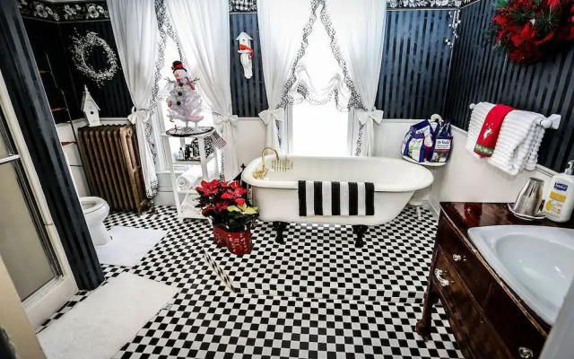3rd Street Nest Bed & Breakfast