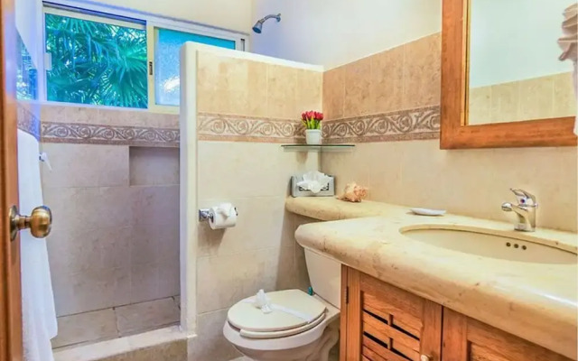 Paraiso Villa by ChezPlaya