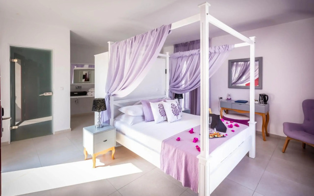 Mar n Mar Crown Hotel and Suites