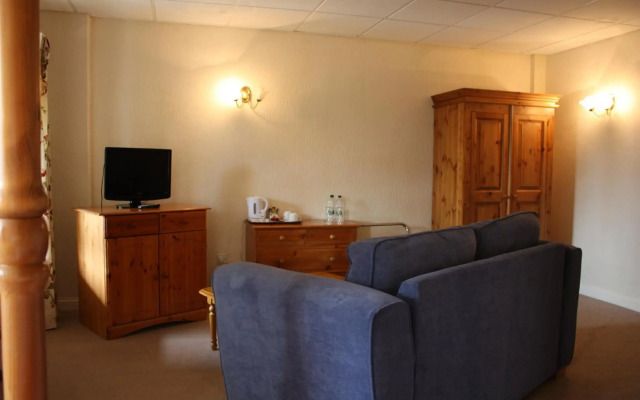Oliver Cromwell Hotel