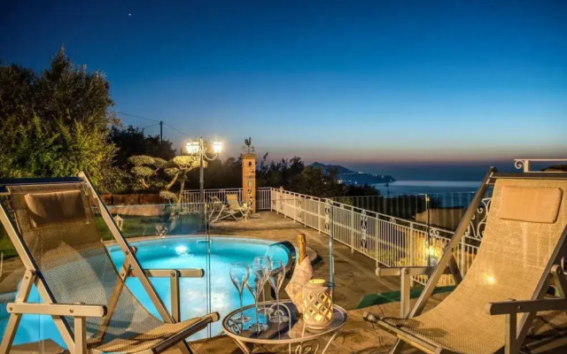 Villa Marika in Sant Agata sui Due Golfi