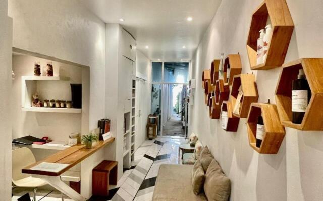 The Parlour Krabi by ZUZU