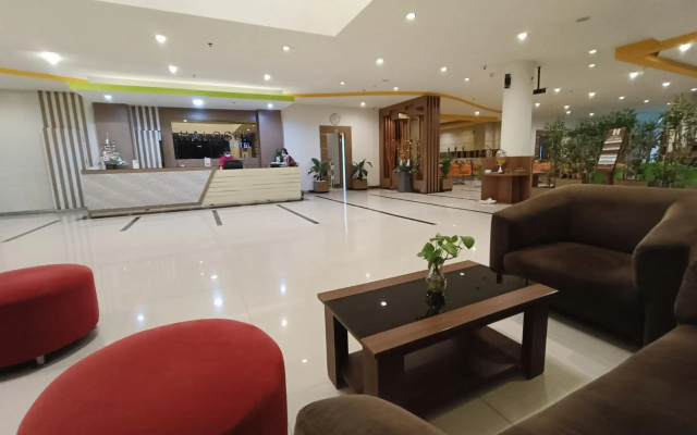 Halogen Hotel