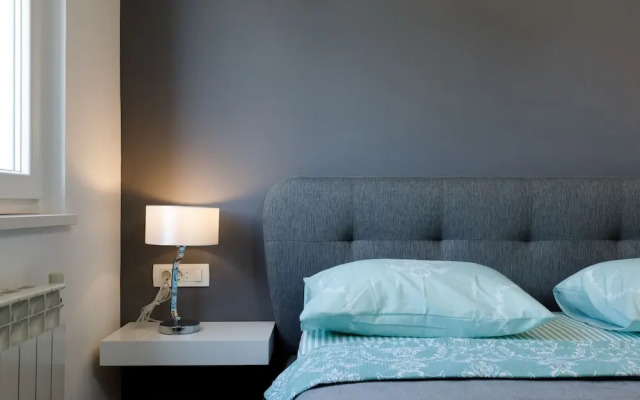 Luxury beach apartment private parking