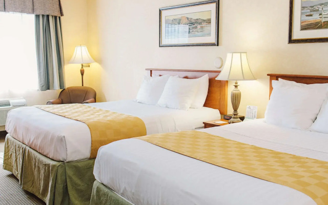 Lavissh Inn & Suites