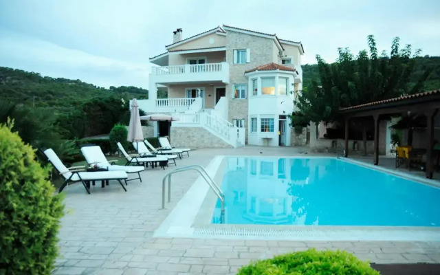 Bella Villa