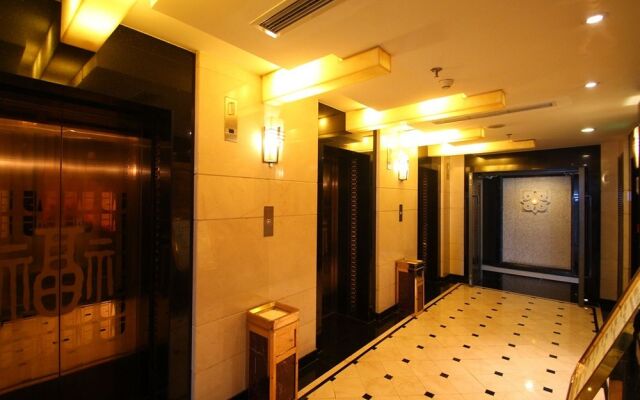 The Salvo Hotel