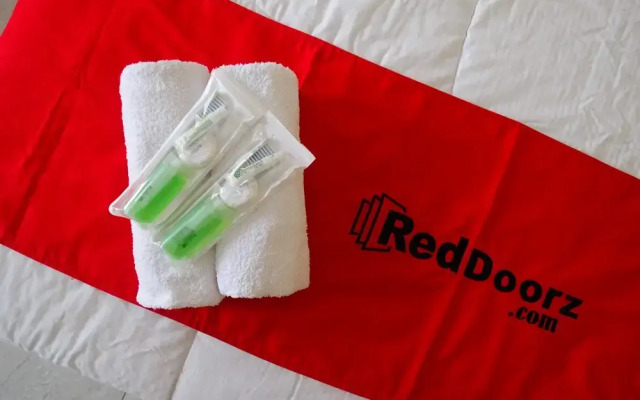 RedDoorz Syariah near Taman Rekreasi Kalianget Wonosobo