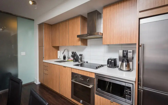 Applewood Suites - CN Tower & Convention