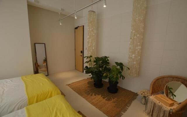 Lestel Naha - Hostel