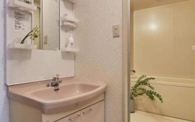 Holiday Places /SHIBUYA 5min by train