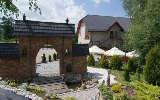 Dworek nad Stawem