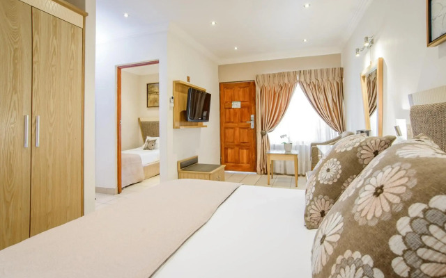 The Cycad Lodge & Chalets