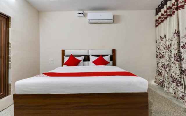 Hotel Mayashri by OYO Rooms