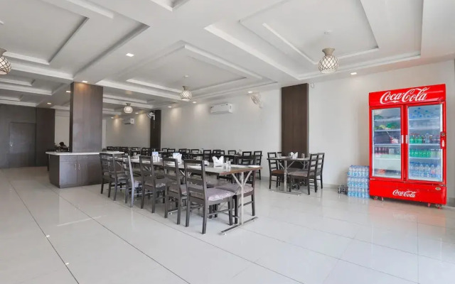 OYO 15914 Hotel Kruti