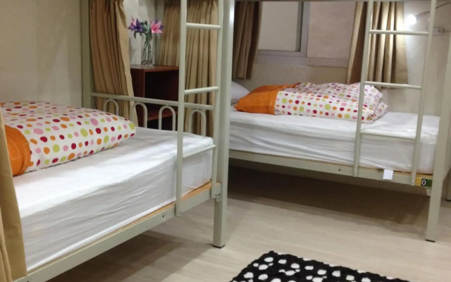 Pineapple Backpackers Hostel