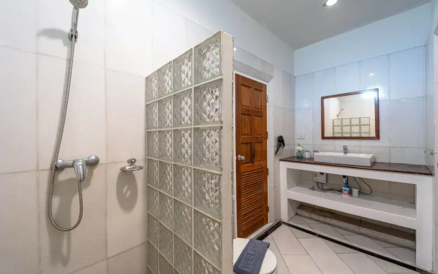 Private 4 Bedroom Pool Villa - NG411
