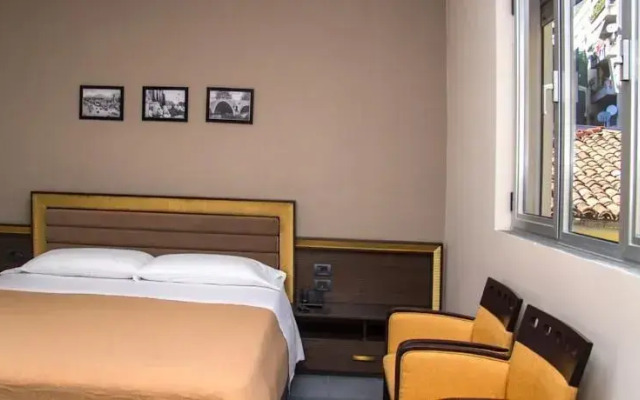 Old Town Rooms