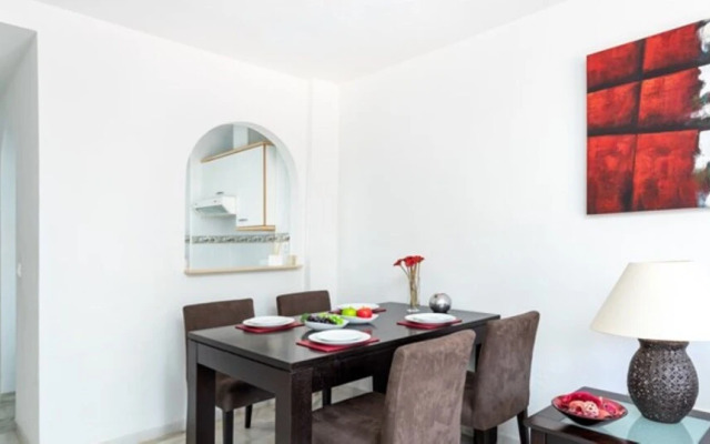 Apartment - 2 Bedrooms with Pool and WiFi - 107884