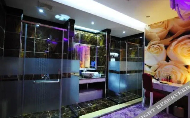 Shangshan He Li Yunqi HotSpring Hotel