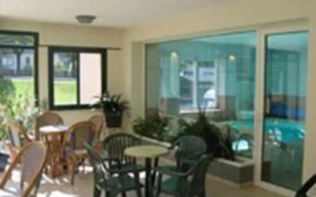 Hôtel Restaurant Au Val Doré