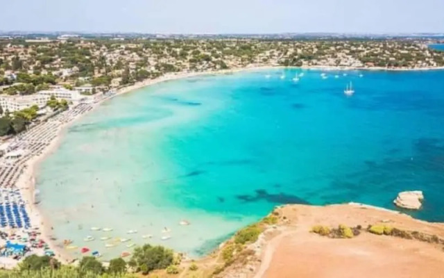 Villa Near the sea in Full Relaxation - Large Garden Wi-fi