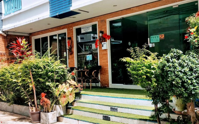 Ruen Buathong Boutique Hotel