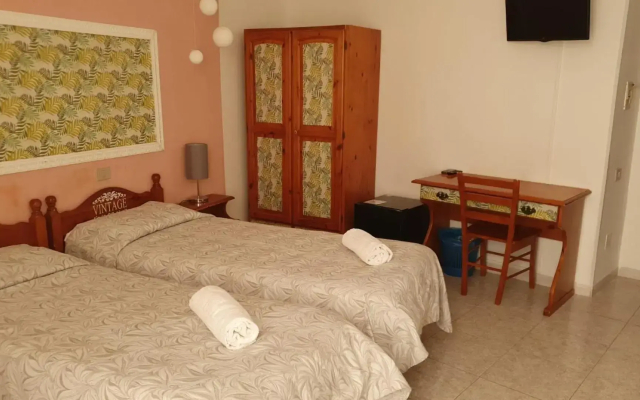 Hotel 4 Mori