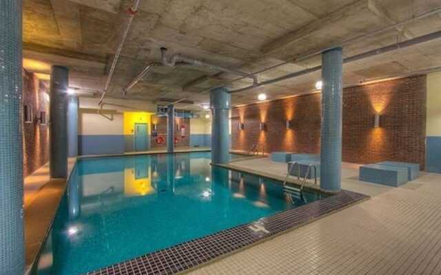 Delightful Dowtown Concordia Residence