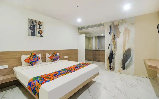 Fern Suites by FabHotel