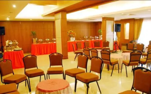 Hotel Deepa Comforts