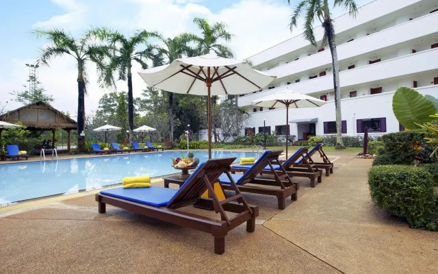Centara Life Hotel Mae Sot