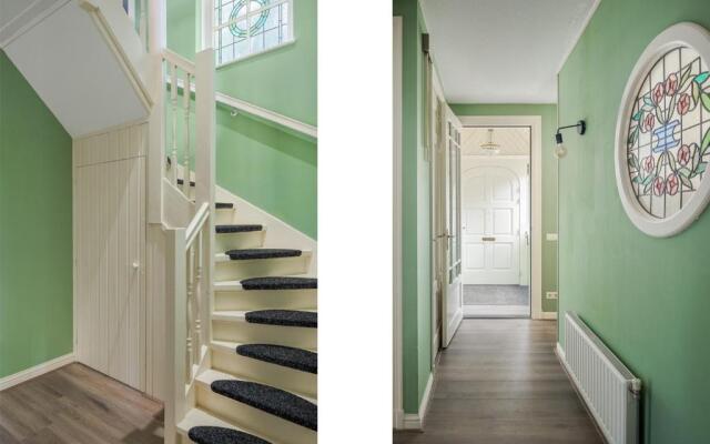 Beautiful English Villa With Hottub